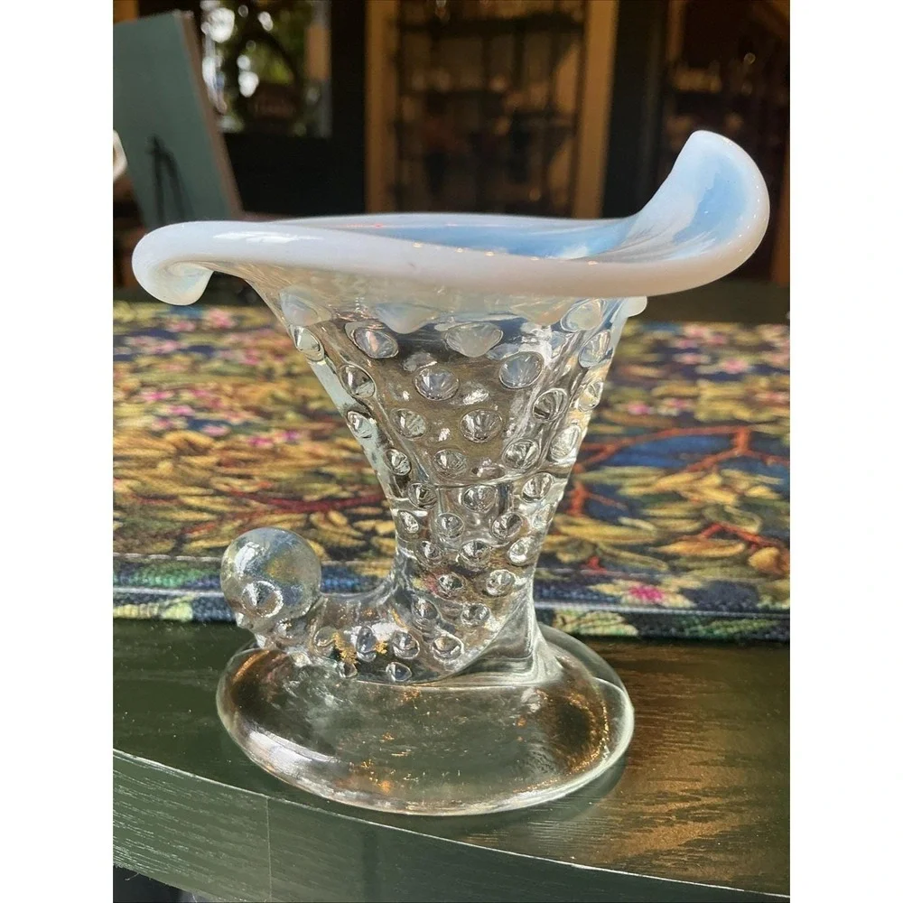 VTG Fenton Cornucopia Bud‎ Vase Hobnail White&Clear Glass 3.5